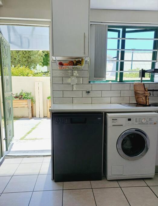 Holiday home Sunshine Haven Cape Town